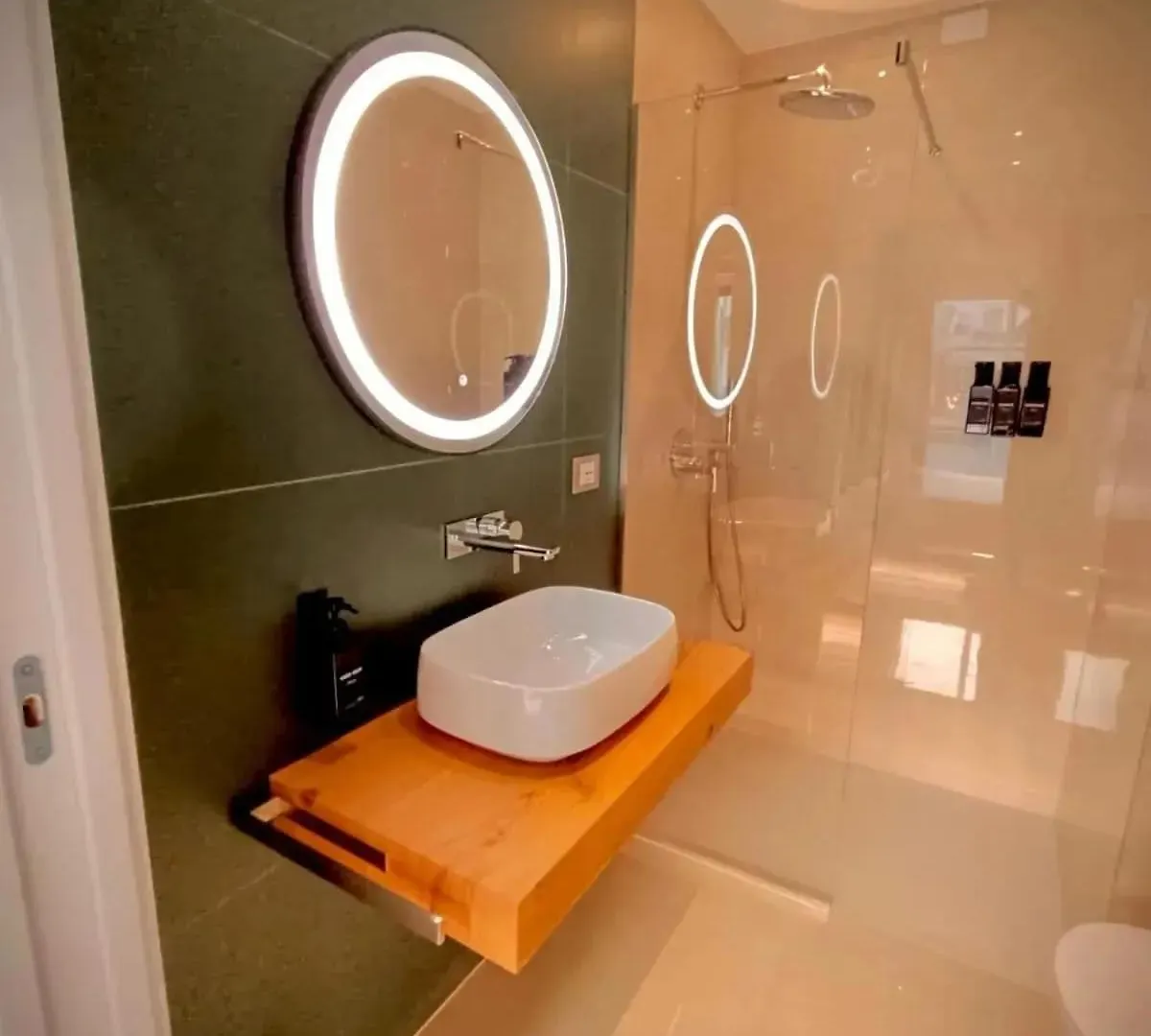 Taormina Boutique Rooms 0*,